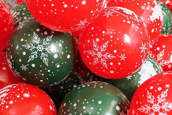 Dicas e ideias de como usar balões personalizados nas festas de Natal -  Balões Personalizados