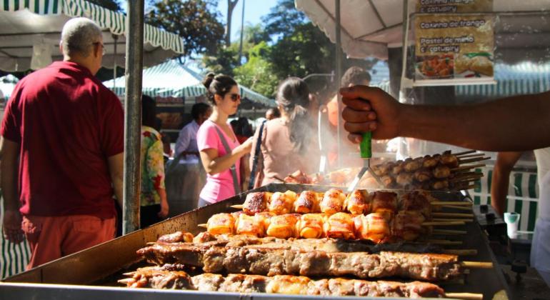 Eventos Gastronômicos: decore com balões personalizados